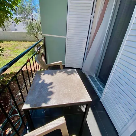 Apartament Tini 3